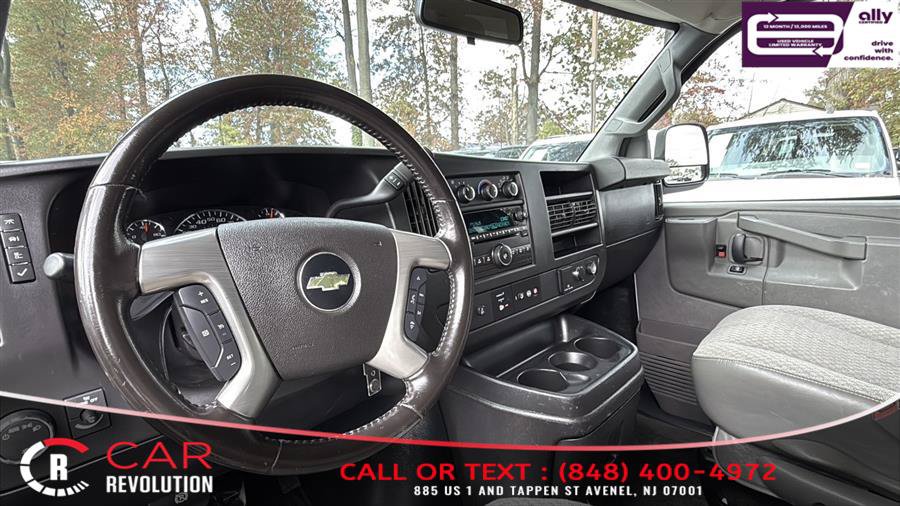 Used 2017 Chevrolet Express 3500 LT w/ LT Preferred Equipment Group RWD image 13