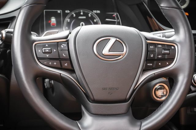 Certified 2025 Lexus ES 350 w/ Premium Package image 13