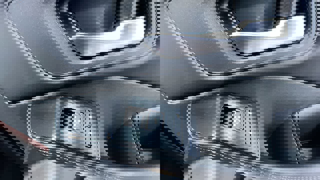 Used 2023 Nissan Rogue SL w/ SL Premium Package image 36