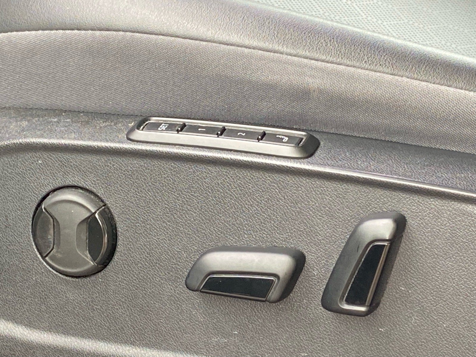 Certified 2023 Volkswagen ID.4 Pro S AWD/4WD image 9
