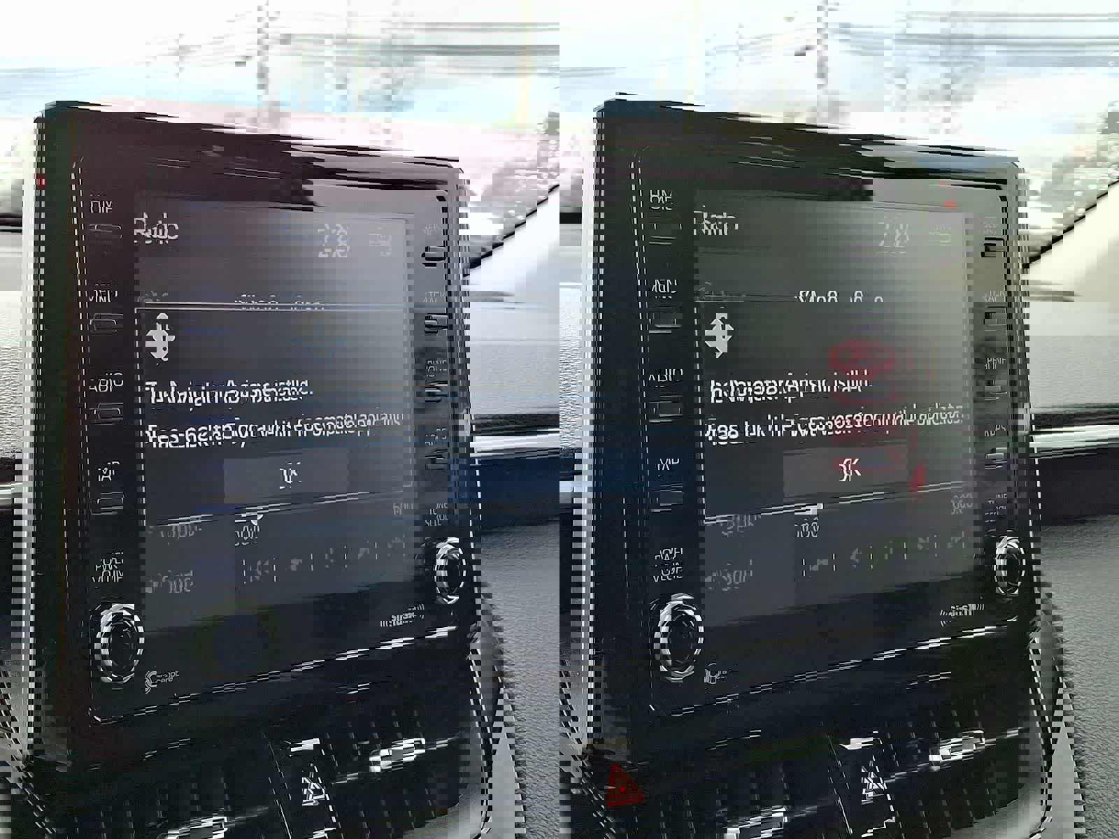 Certified 2022 Toyota Corolla Cross XLE w/ Convenience Package image 20