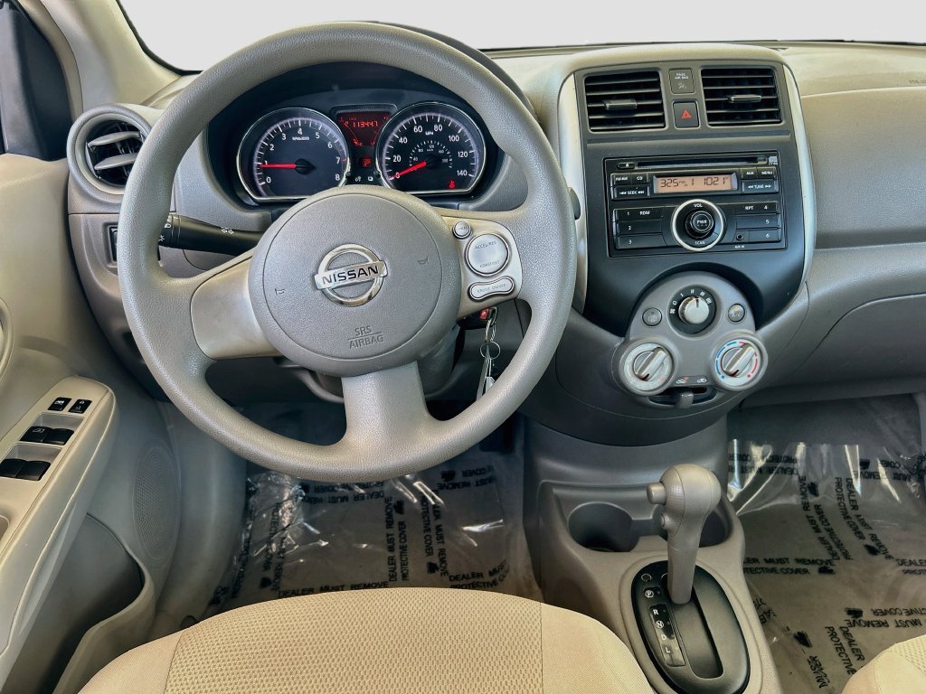 Used 2012 Nissan Versa SV FWD image 19