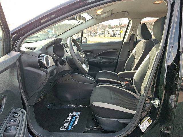 Used 2020 Nissan Versa SV image 13