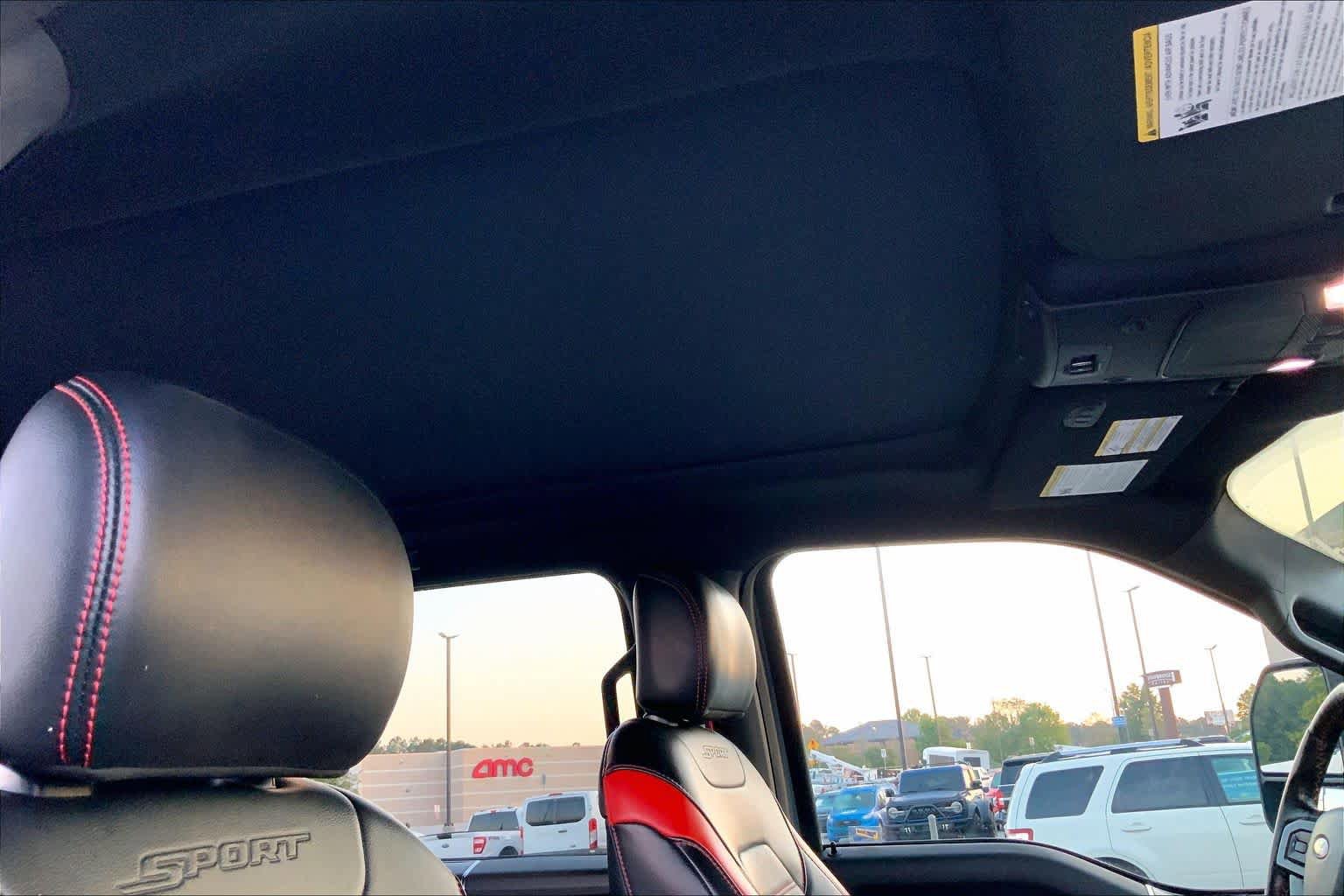 Used 2019 Ford F150 Lariat w/ Equipment Group 502A Luxury AWD/4WD image 13