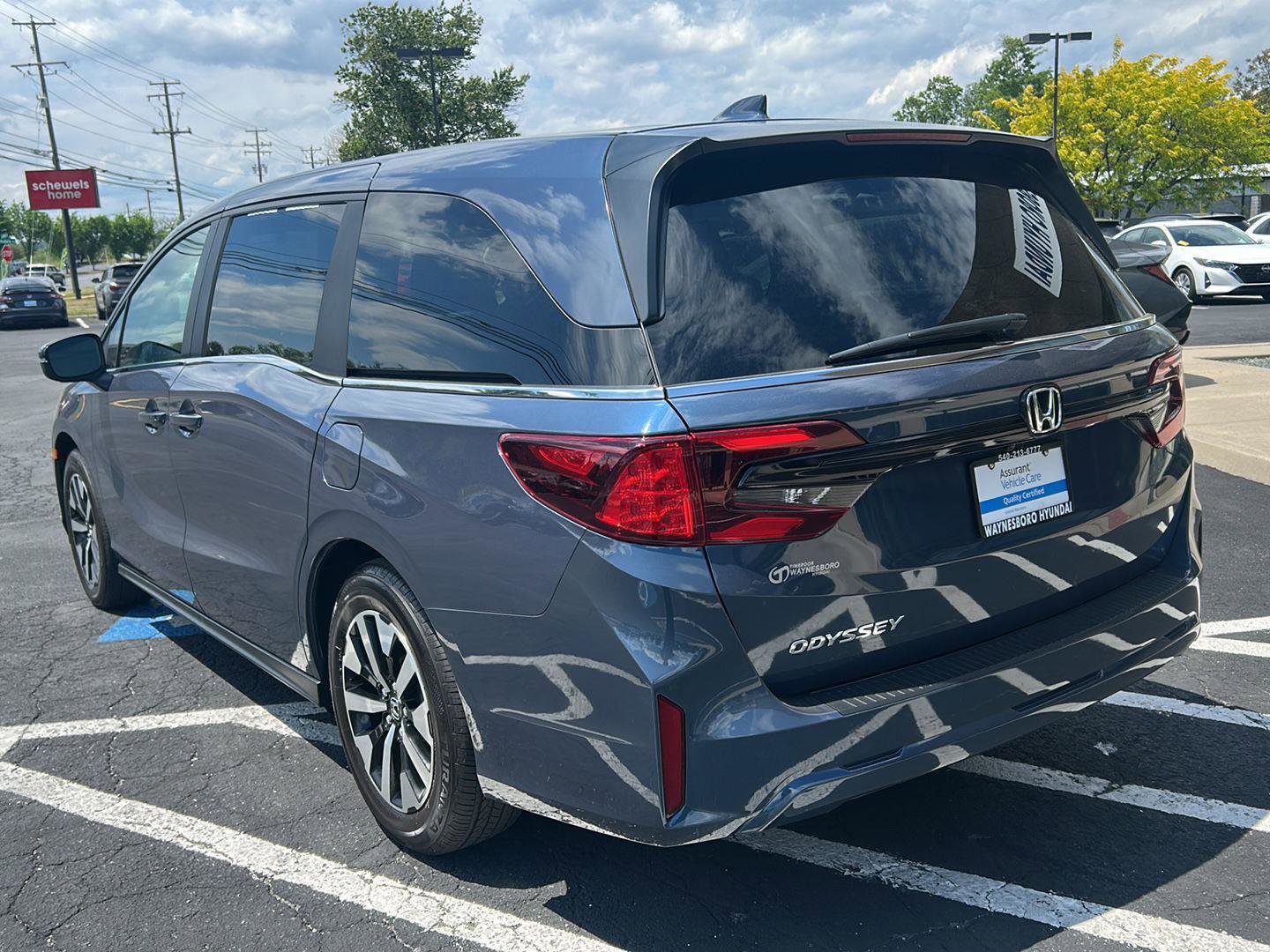 Used 2026 Honda Odyssey EX-L image 5