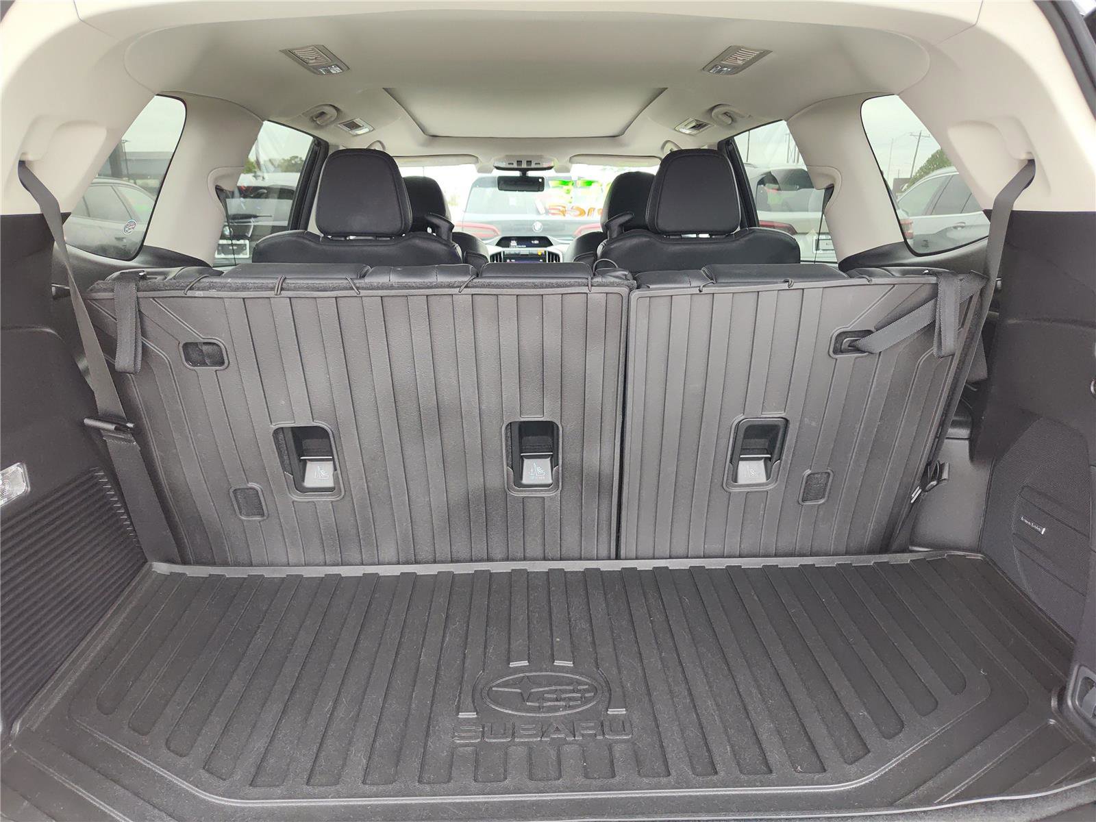 Used 2021 Subaru Ascent Touring w/ Popular Package #2 image 7