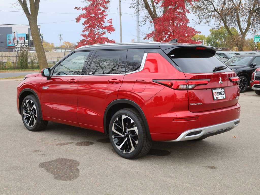 New 2025 Mitsubishi Outlander SEL image 6