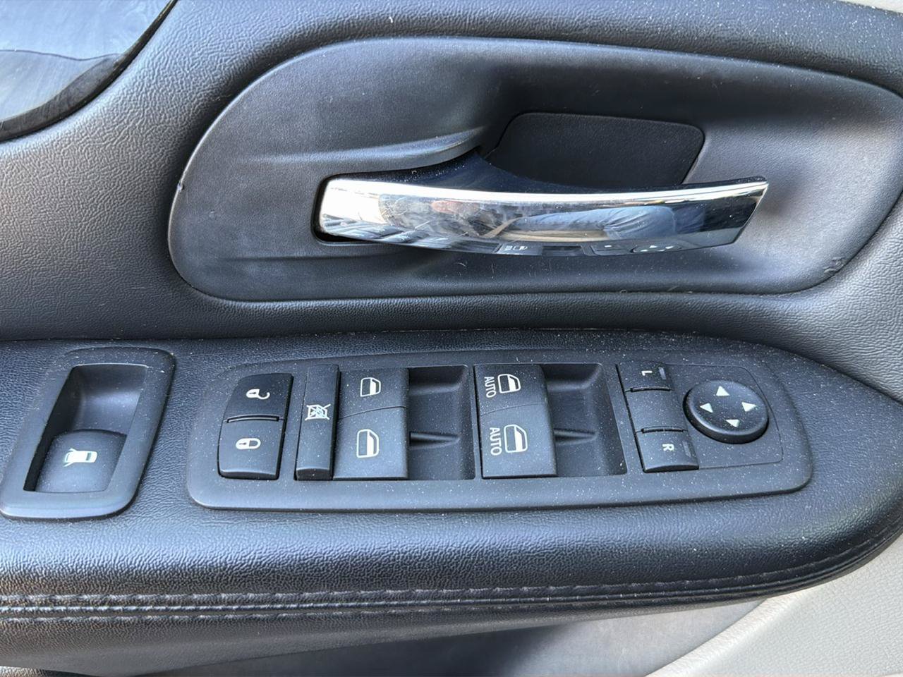 Used 2016 Dodge Grand Caravan SE w/ Quick Order Package 29E SE FWD image 36