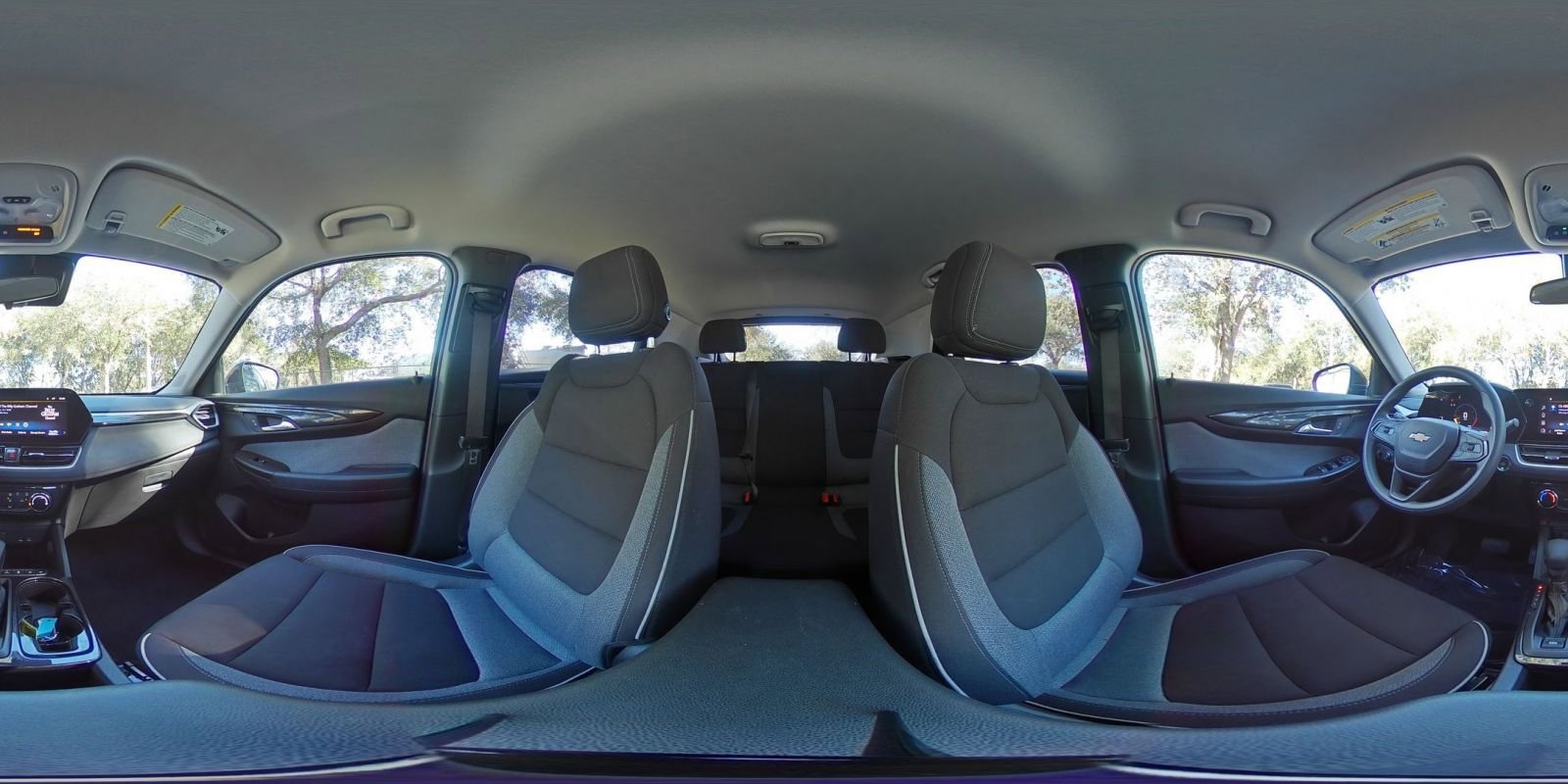 Used 2025 Chevrolet TrailBlazer LT image 37