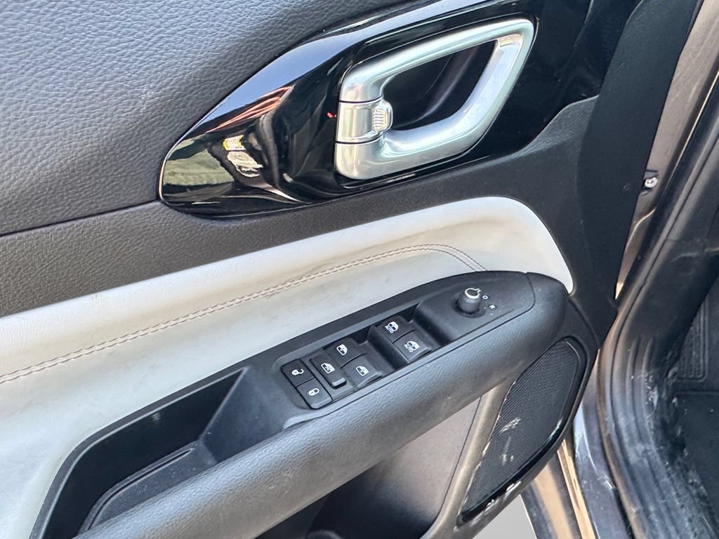 Used 2024 Jeep Compass Limited AWD/4WD image 19