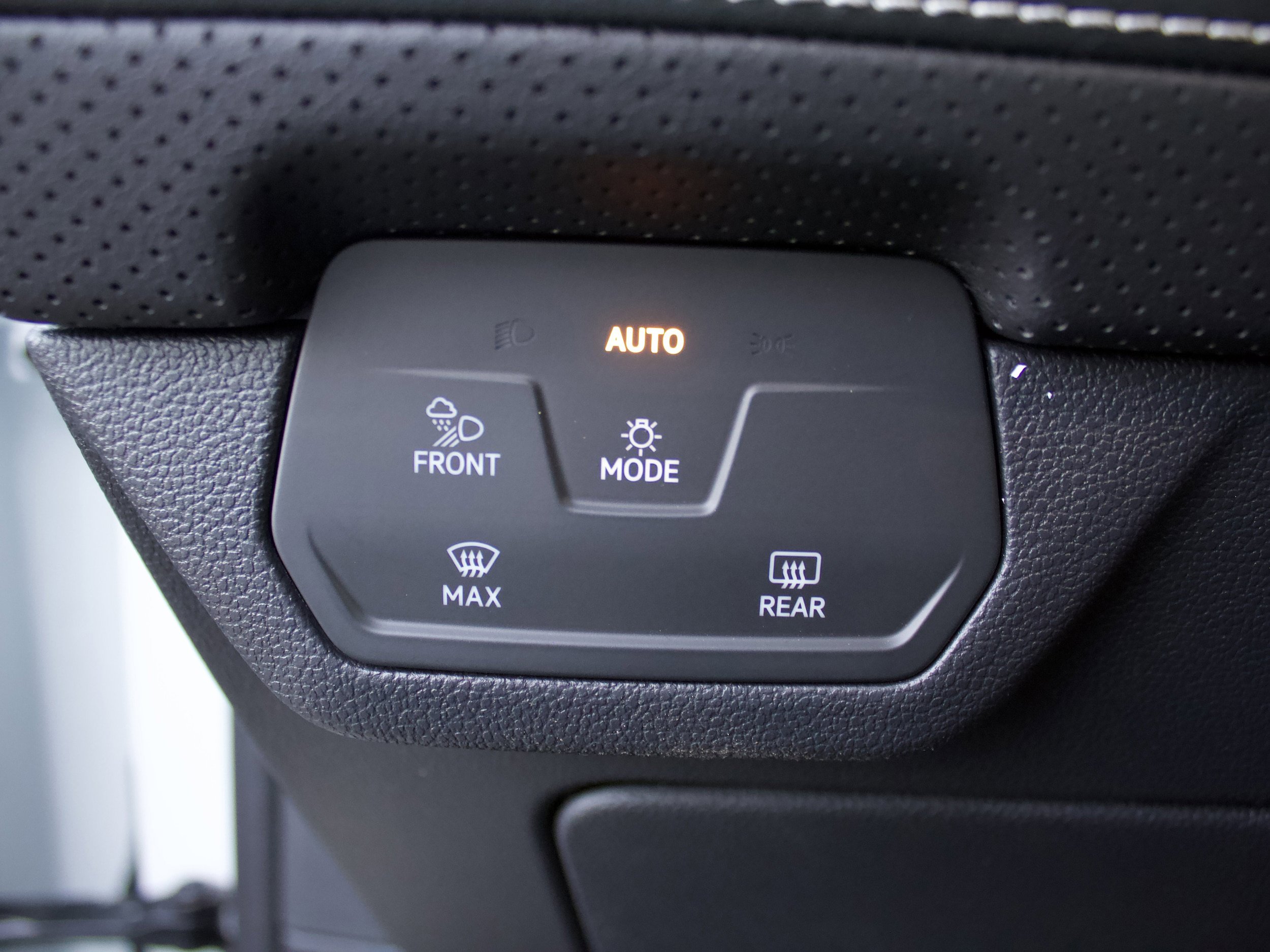 New 2026 Volkswagen Atlas SEL Premium R-Line image 14