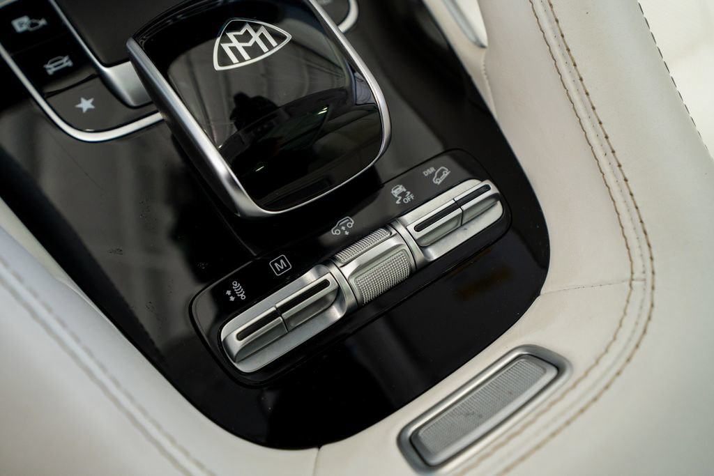 Used 2023 Mercedes-Benz Maybach GLS 600 4MATIC image 35