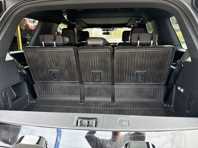 Used 2025 Ford Expedition Tremor image 10