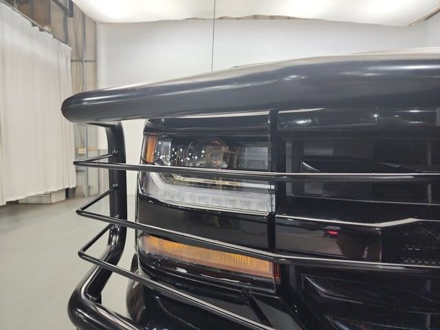 Used 2016 Chevrolet Silverado 1500 LT w/ Midnight Edition image 31