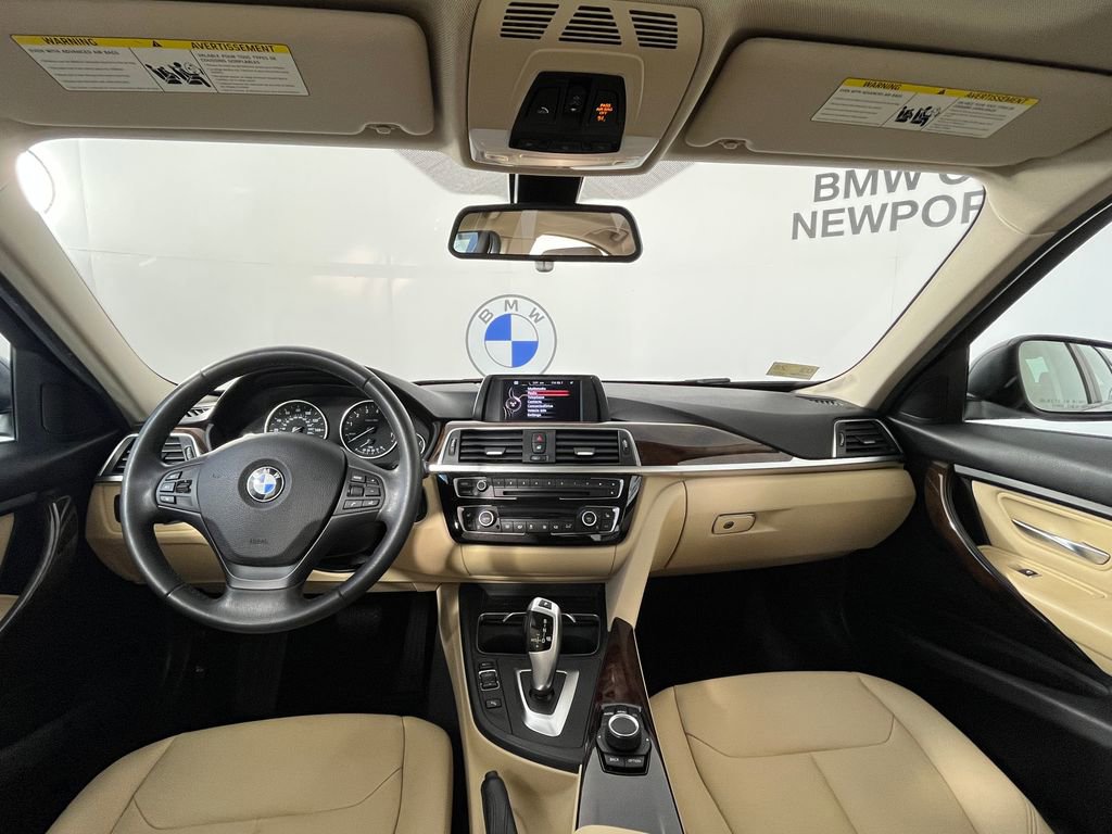 Used 2017 BMW 320i xDrive 320i xDrive image 10