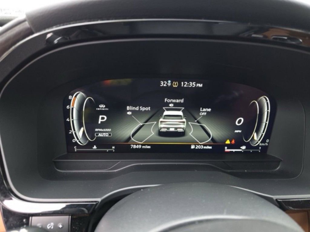 Used 2025 INFINITI QX60 Sensory w/ Vision Package image 17