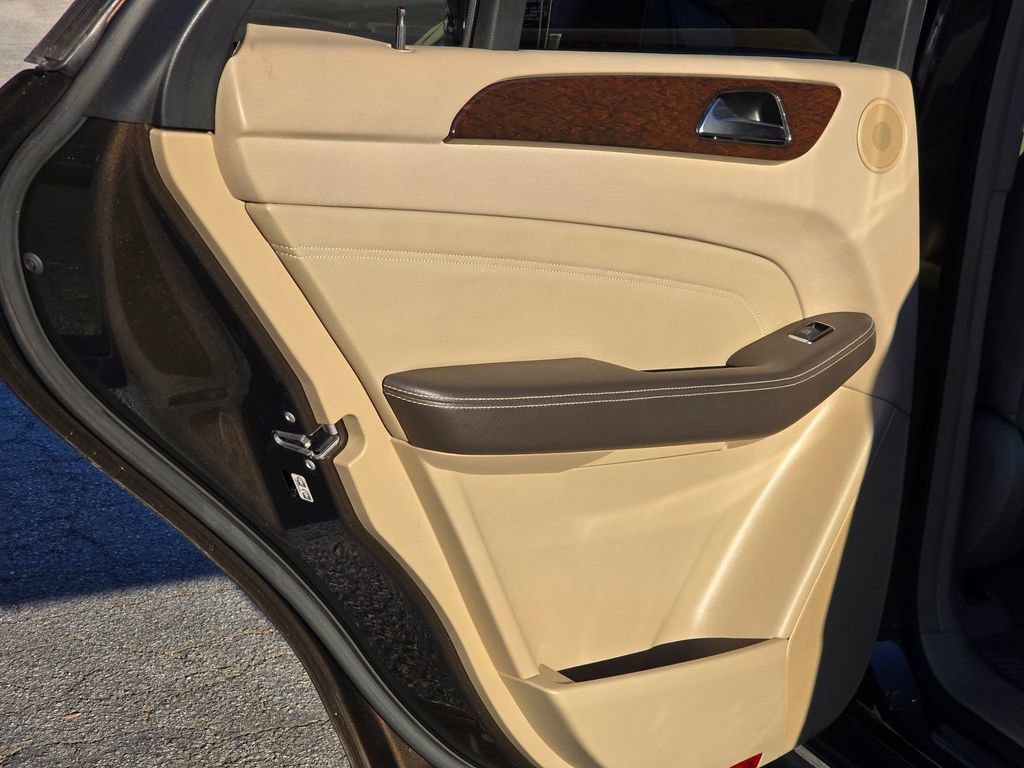 Used 2012 Mercedes-Benz ML 350 4MATIC image 47