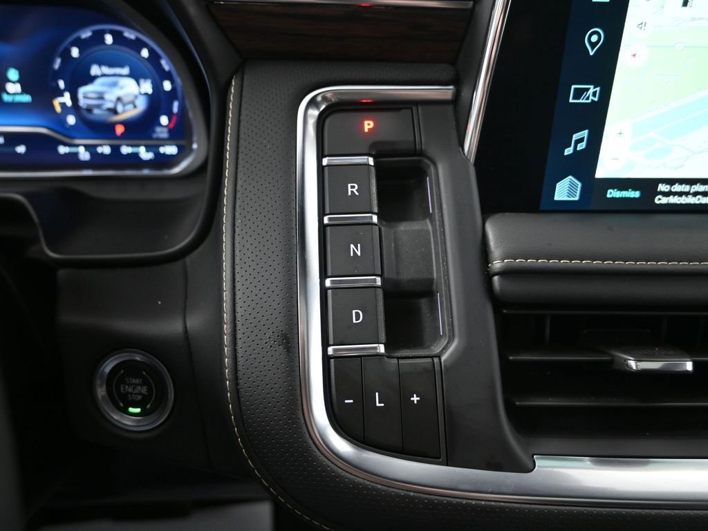 Used 2023 Chevrolet Tahoe Premier AWD/4WD image 25