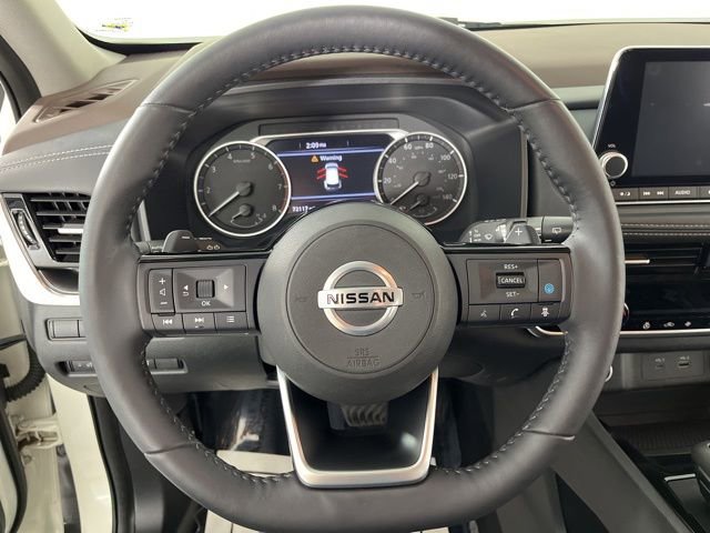 Used 2021 Nissan Rogue SV w/ Premium Package FWD image 21
