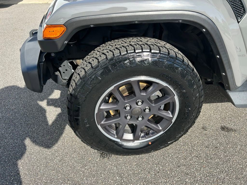 Used 2023 Jeep Gladiator Overland w/ Popular Equipment Package image 12