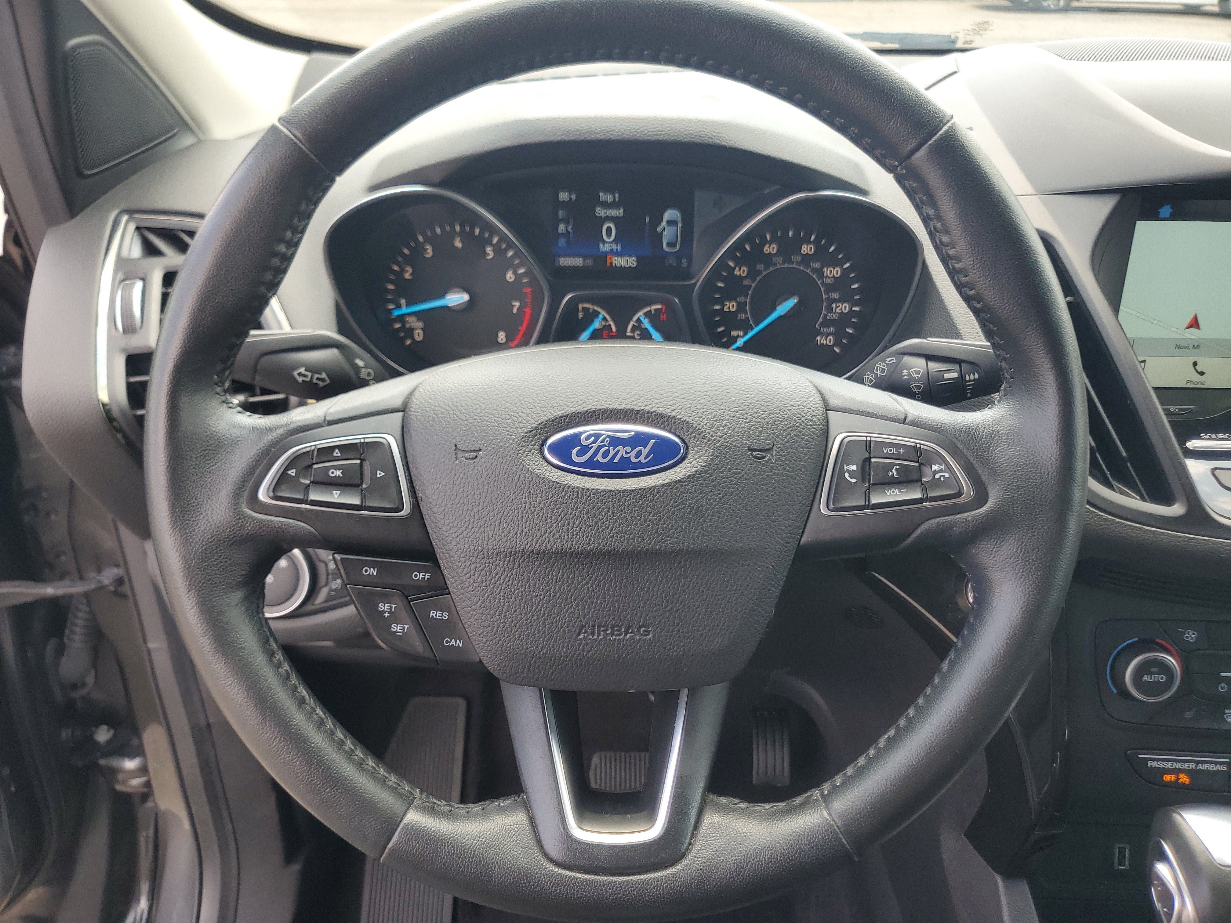 Used 2019 Ford Escape Titanium AWD/4WD image 14