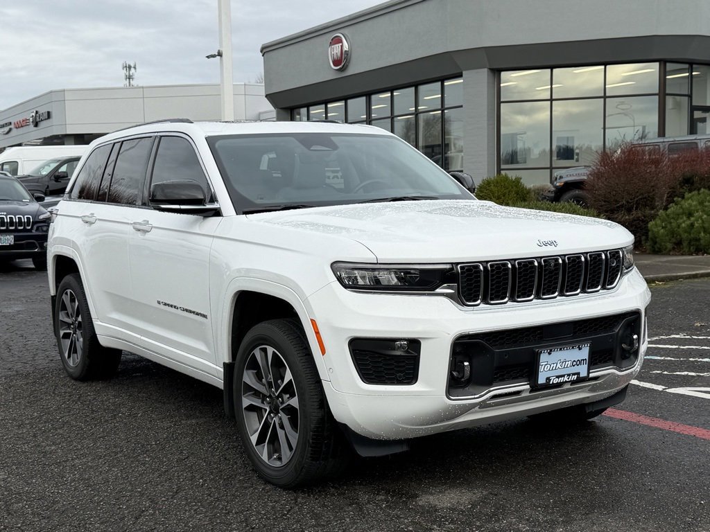 Used 2023 Jeep Grand Cherokee Overland w/ Adv Protech Group III image 2