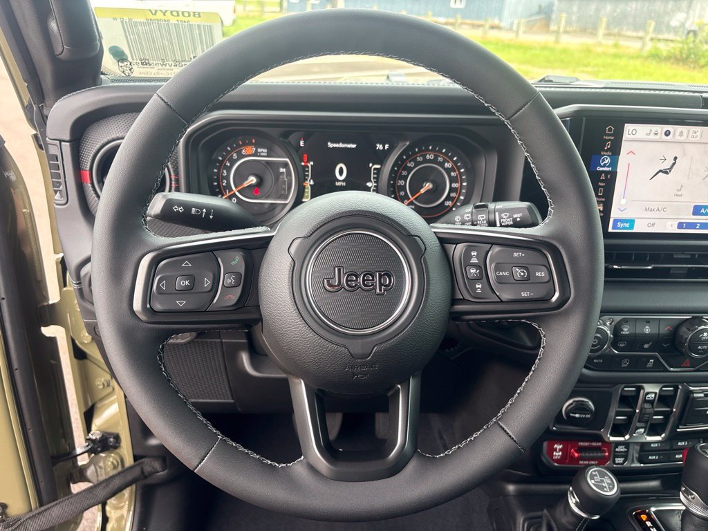New 2027 Jeep Wrangler Unlimited Rubicon AWD/4WD image 19