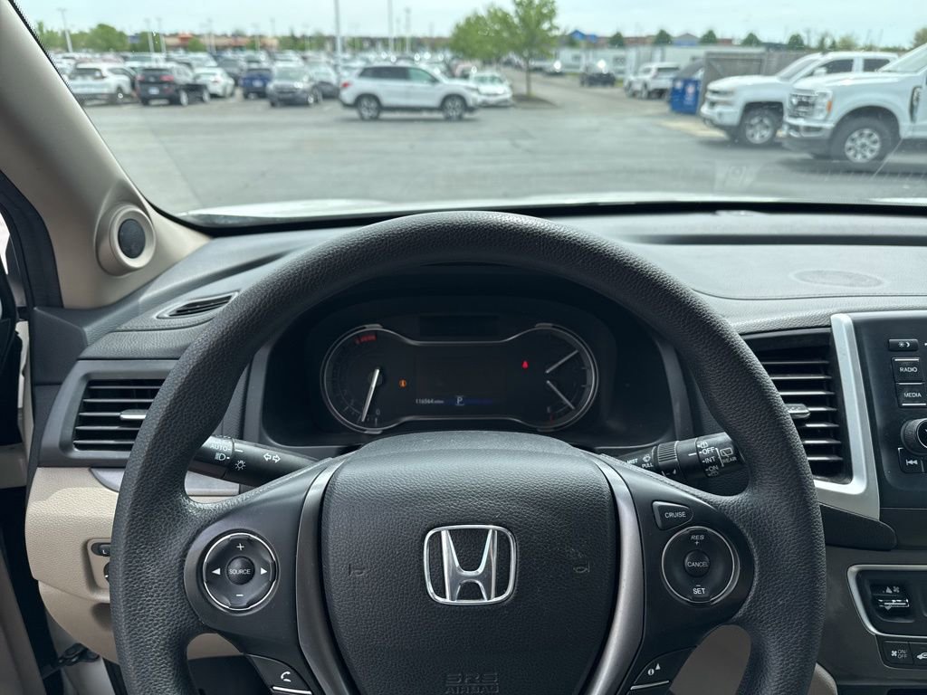 Used 2017 Honda Pilot LX image 11