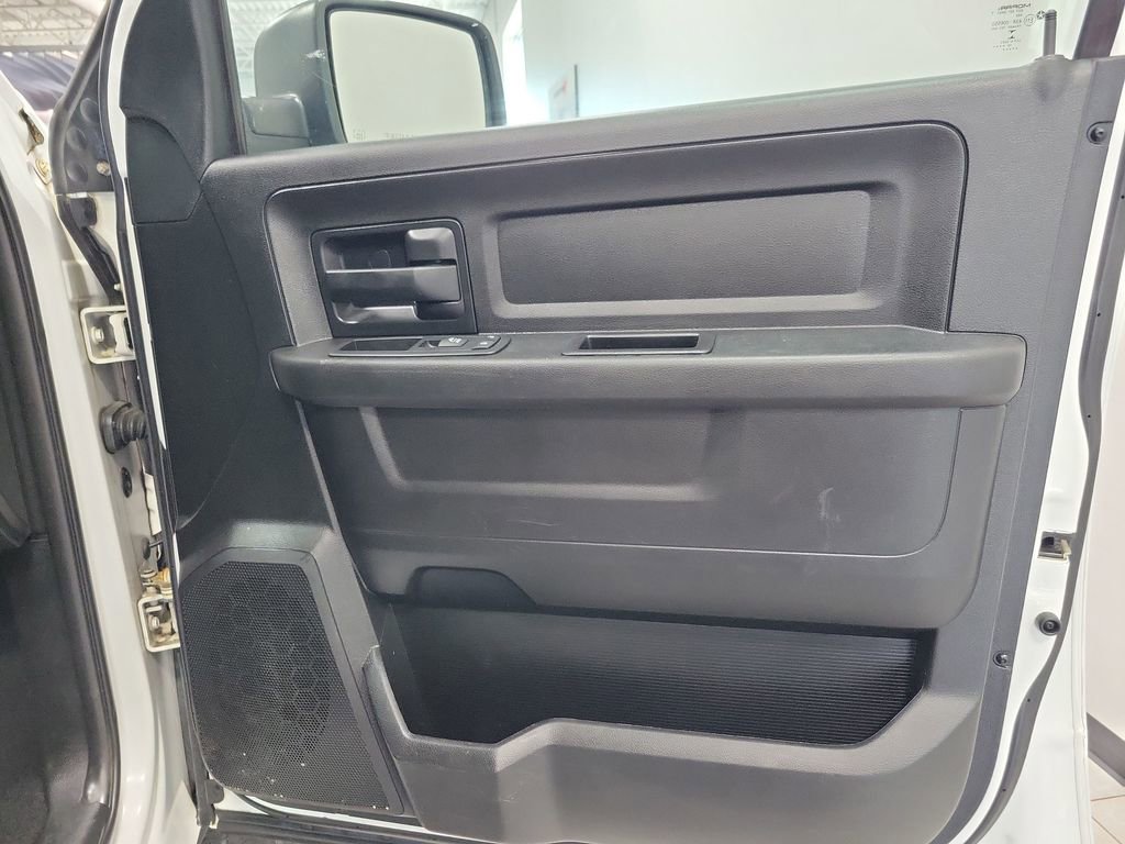 Used 2017 RAM 2500 Tradesman w/ Chrome Appearance Group AWD/4WD image 22
