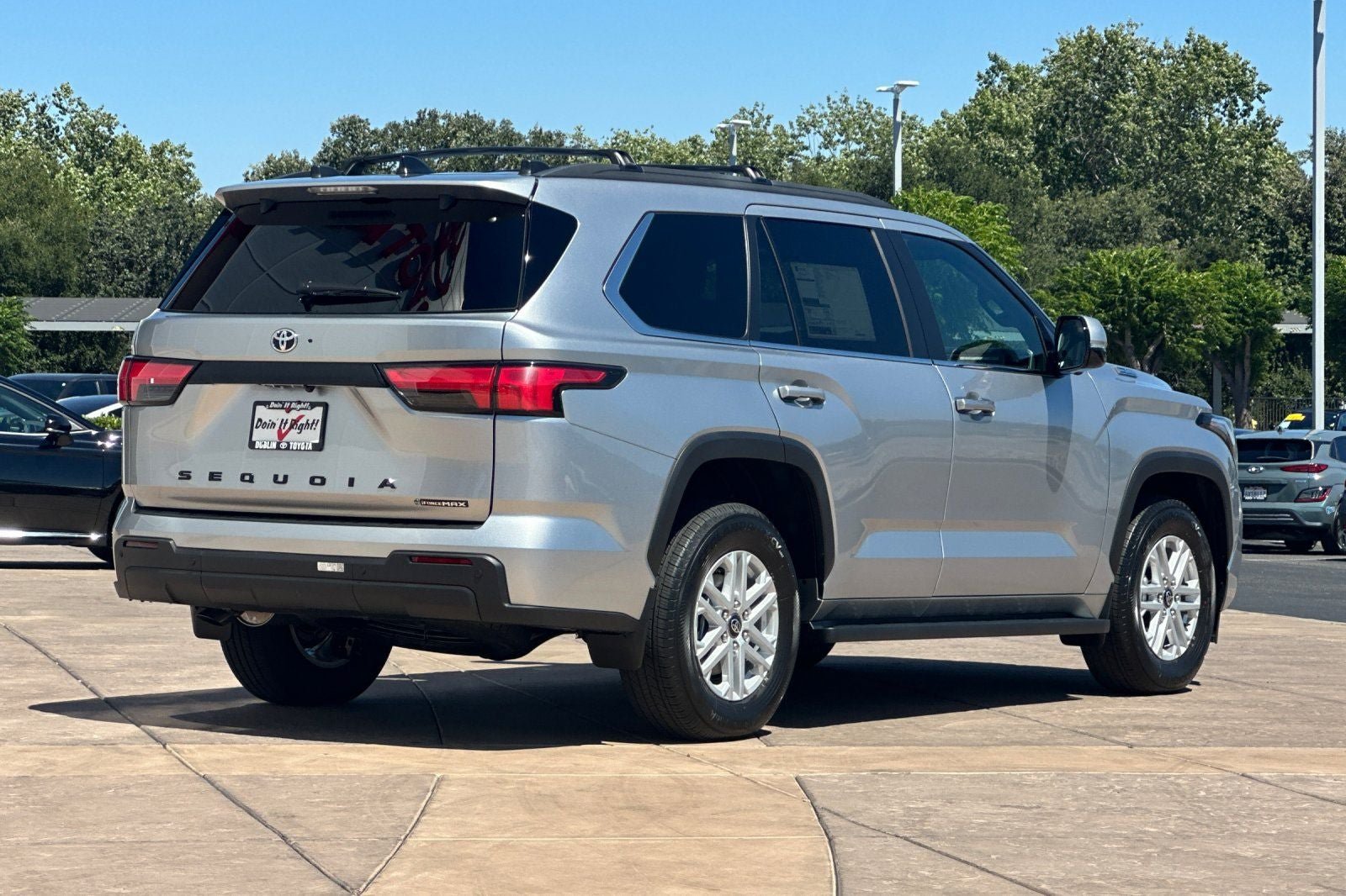 New 2026 Toyota Sequoia SR5 AWD/4WD image 4