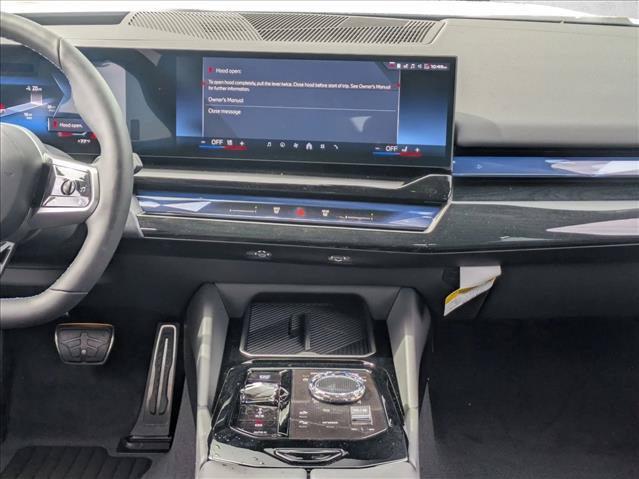 New 2026 BMW i5 M60 w/ Executive Package AWD/4WD image 13
