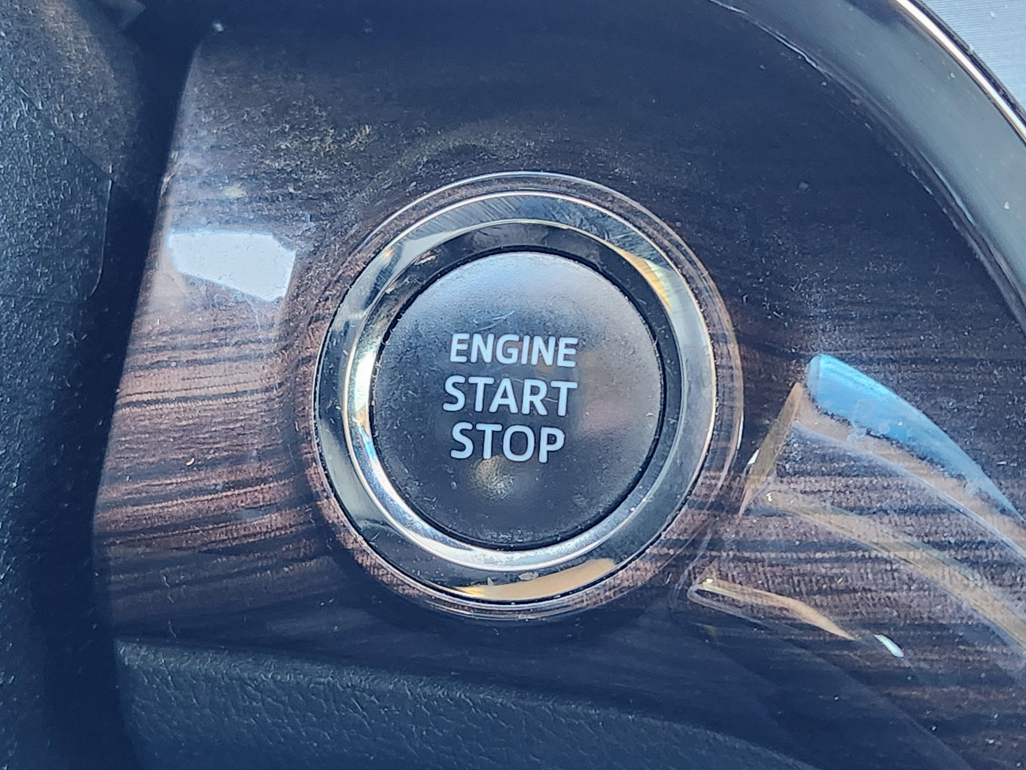 Used 2013 Toyota Avalon XLE image 21