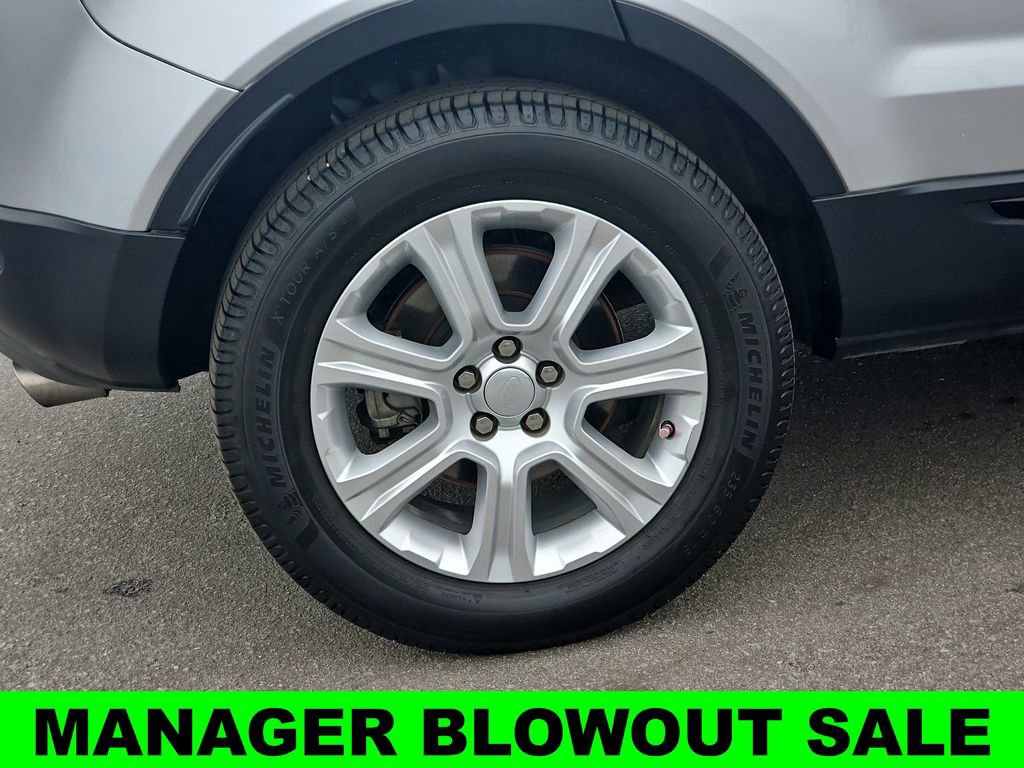 Used 2019 Land Rover Range Rover Evoque SE Premium image 38