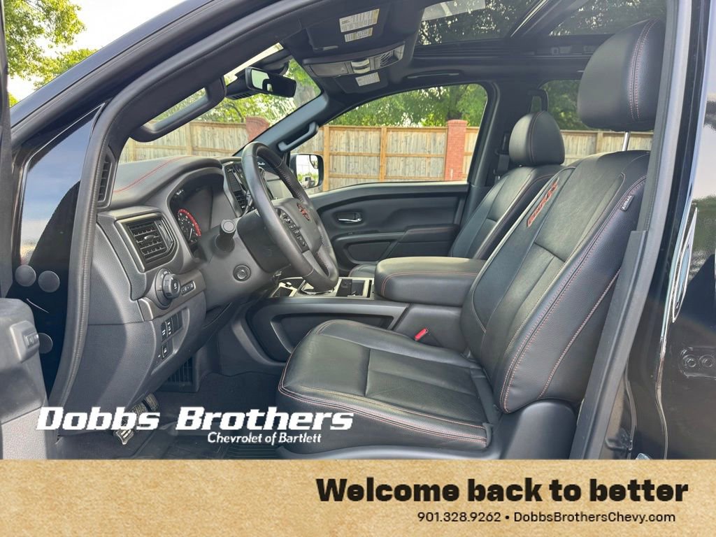Used 2023 Nissan Titan PRO-4X w/ Pro-4x Convenience Package AWD/4WD image 10