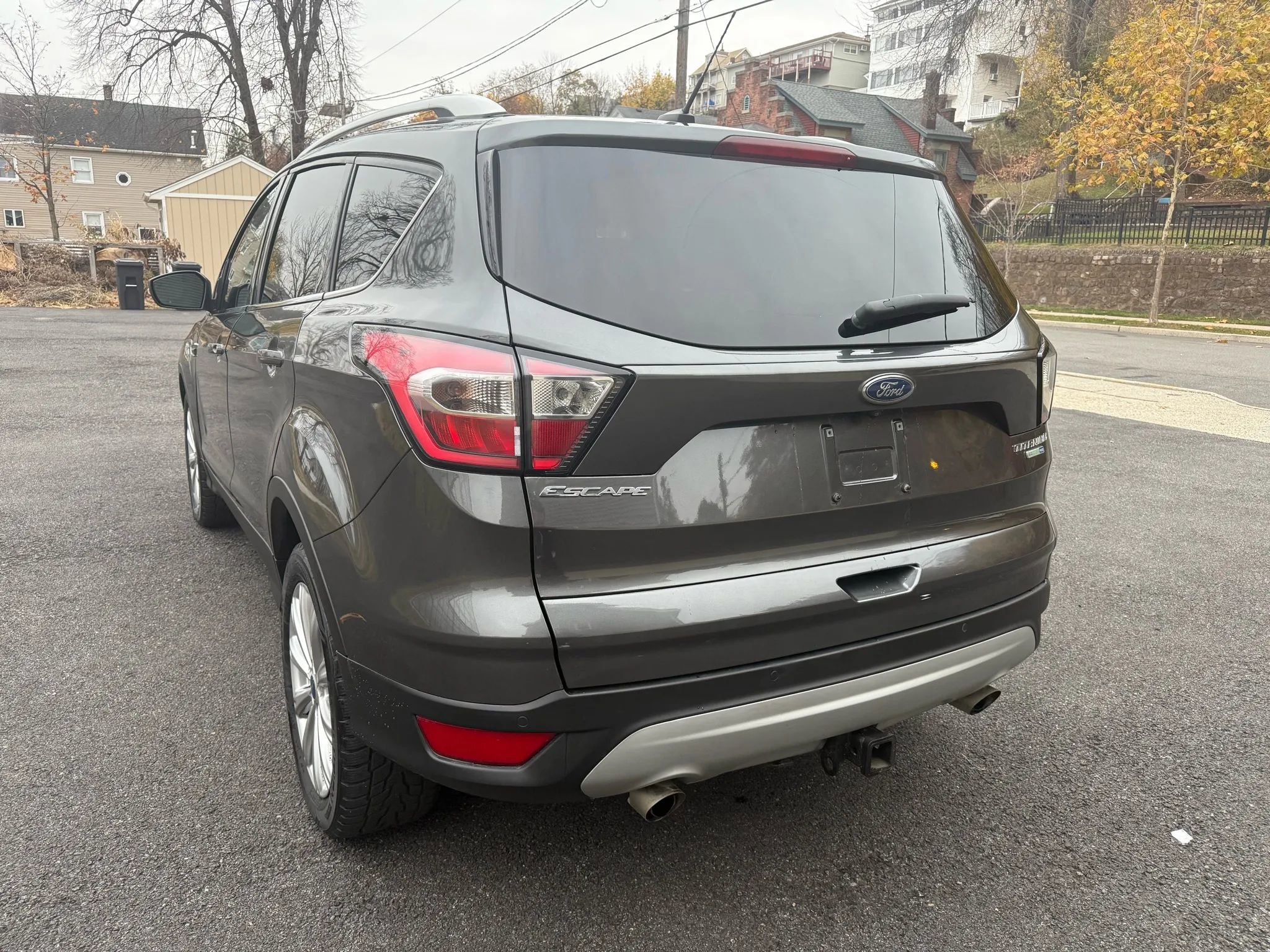 Used 2017 Ford Escape Titanium image 6