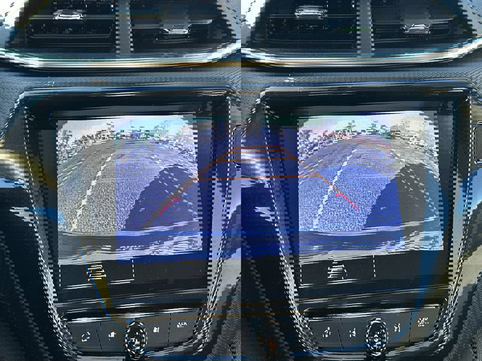 Certified 2023 Chevrolet TrailBlazer LT w/ Convenience Package image 27