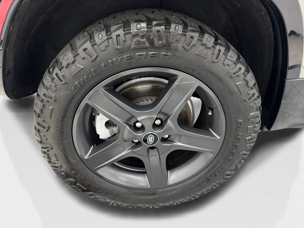 Used 2023 Land Rover Defender 110 X-Dynamic SE AWD/4WD image 82