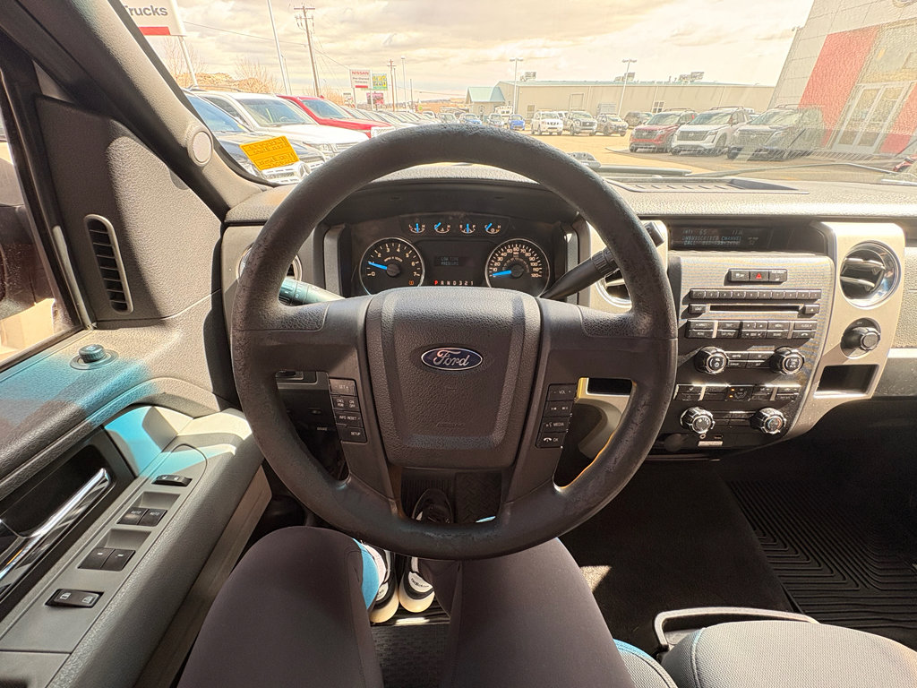 Used 2013 Ford F150 XLT AWD/4WD image 17