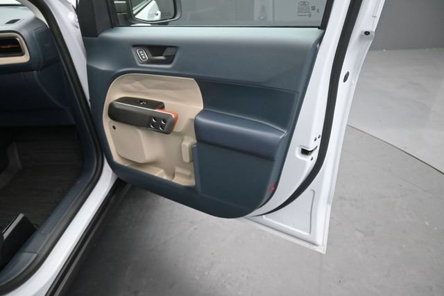 Certified 2025 Ford Maverick Lariat AWD/4WD image 34