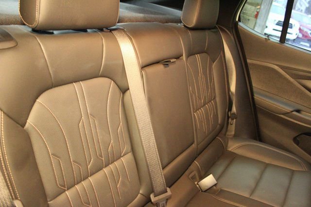 Used 2025 Buick Envista Avenir FWD image 13