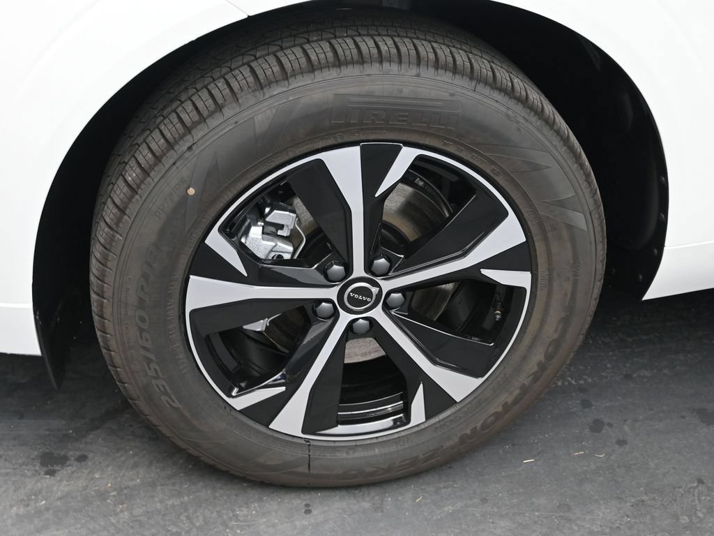 New 2026 Volvo XC60 B5 Core AWD/4WD image 4