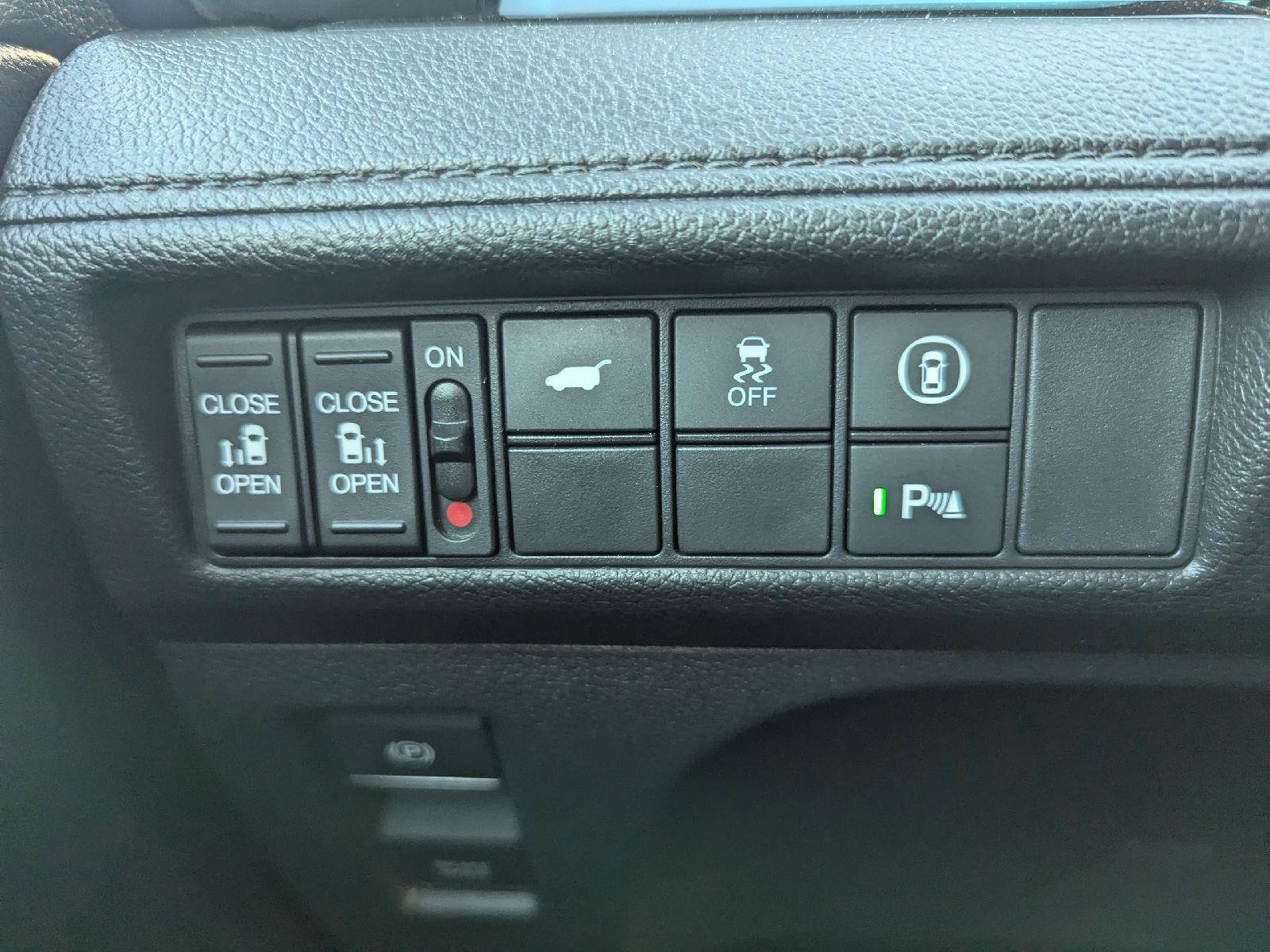Used 2023 Honda Odyssey Touring image 23