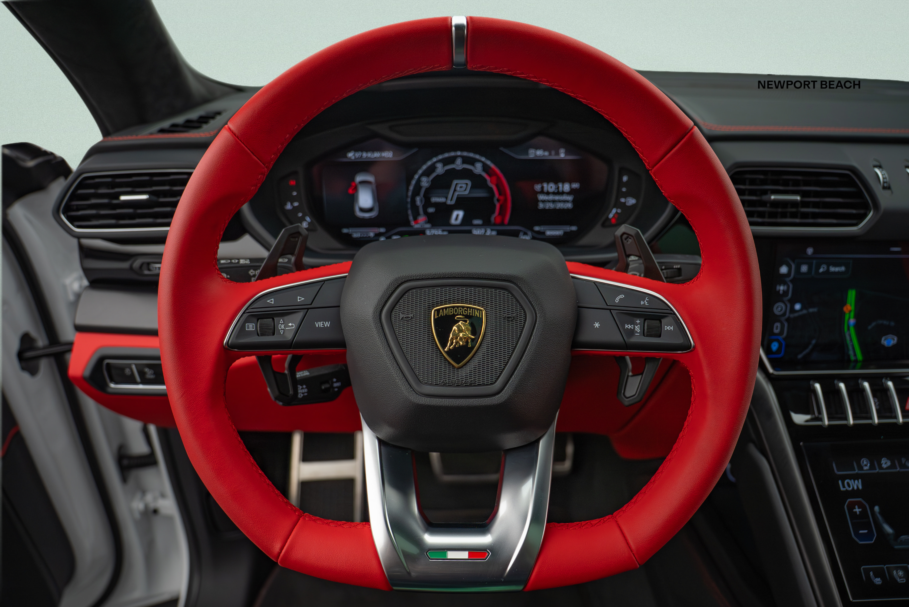 Used 2024 Lamborghini Urus S AWD/4WD image 18