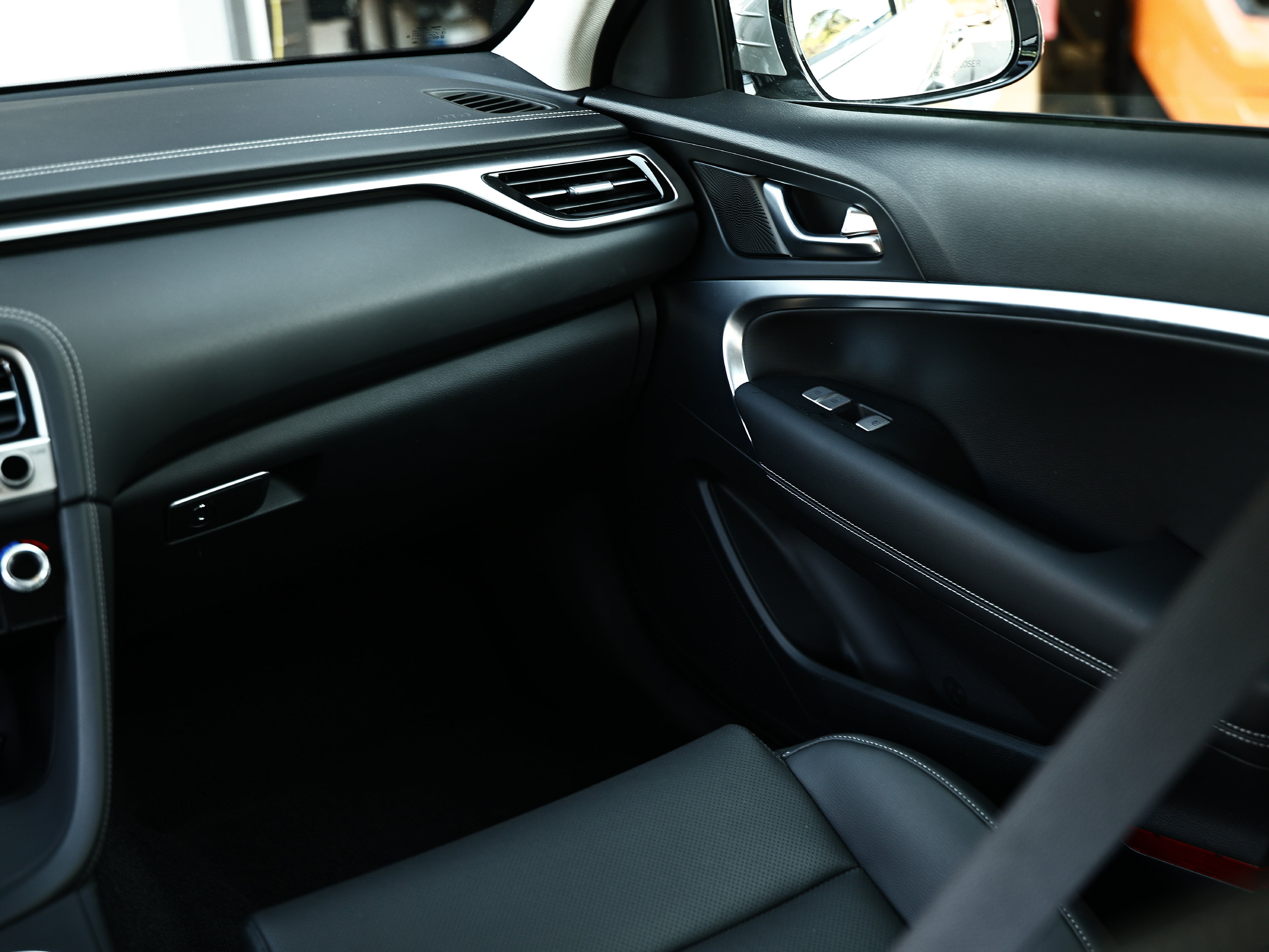 Used 2026 Genesis G70 2.5T AWD/4WD image 28
