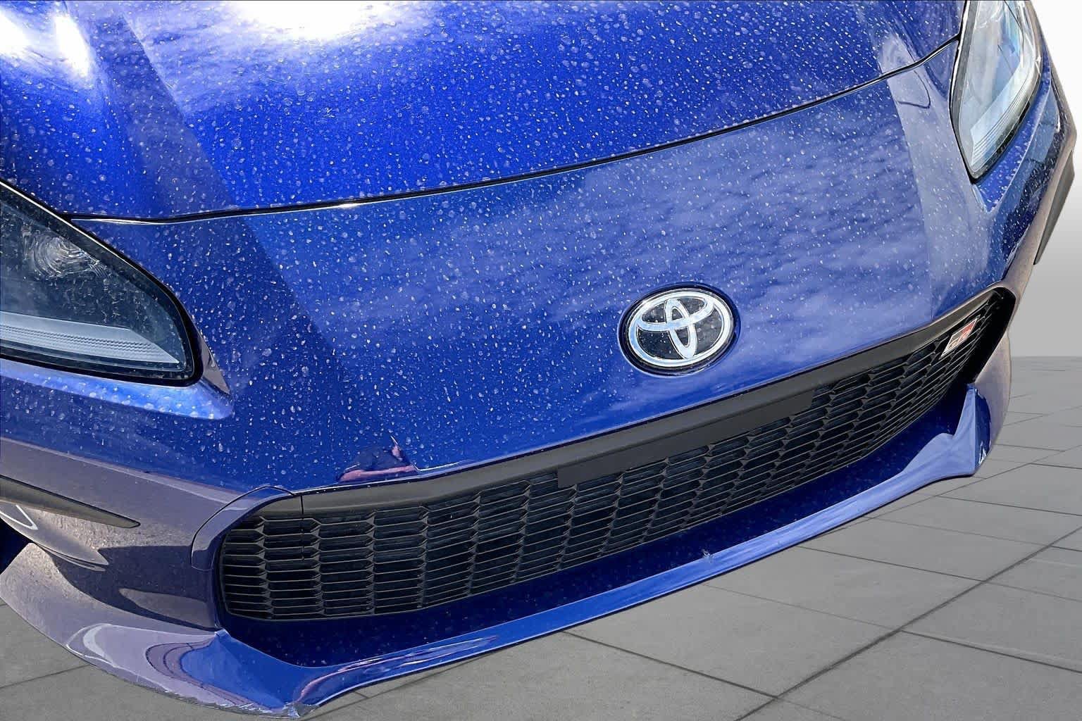 Used 2024 Toyota GR86 Premium w/ Performance Package RWD image 28