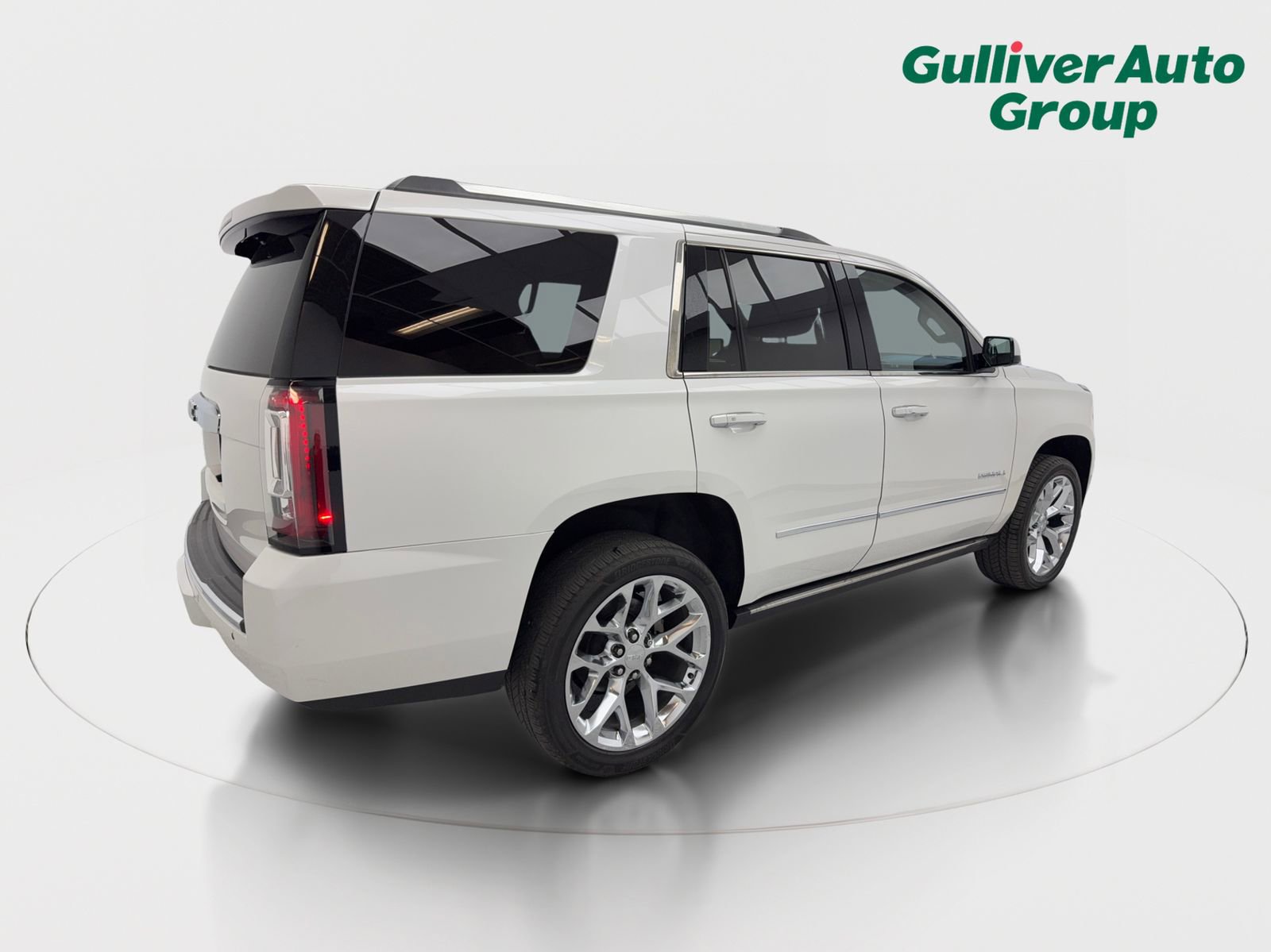 Used 2020 GMC Yukon Denali w/ Denali Premium Package RWD image 9