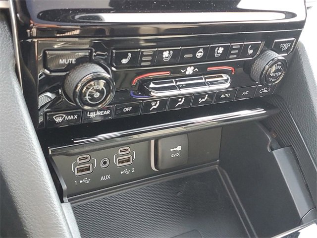 New 2025 Jeep Grand Cherokee Limited w/ Luxury Tech Group II image 28