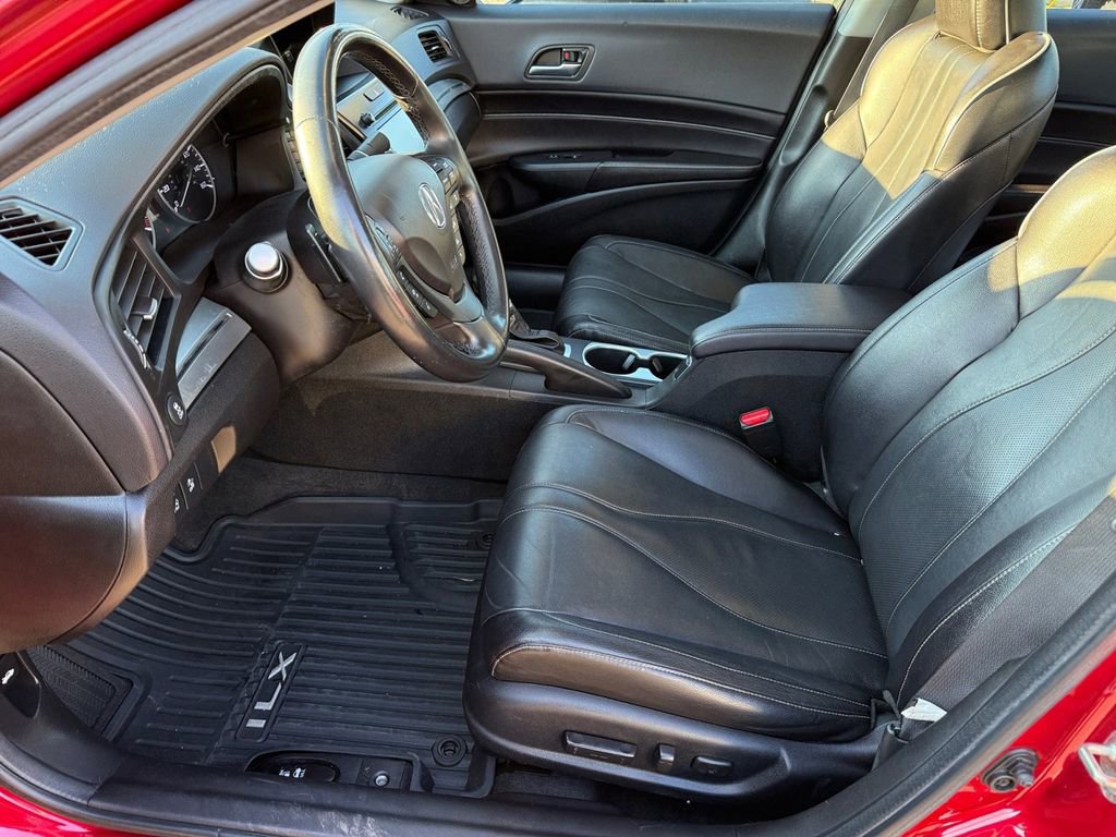 Used 2019 Acura ILX w/ Premium Package image 10