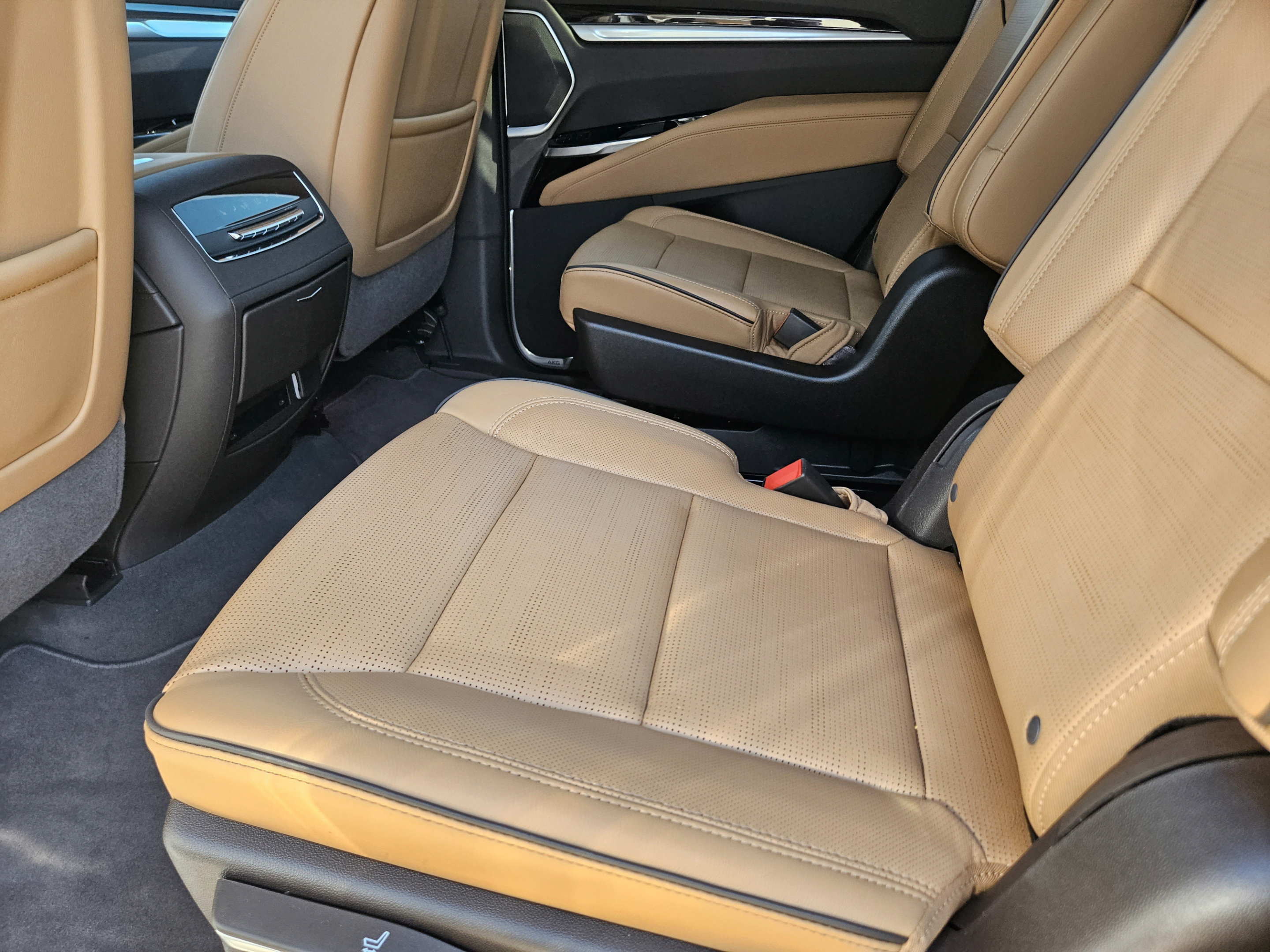 Used 2026 Cadillac Escalade Luxury w/ Touring Package RWD image 23