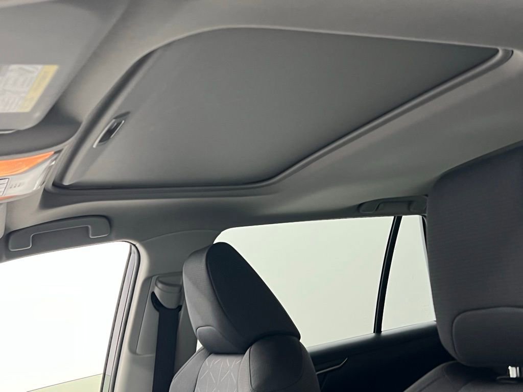 Used 2019 Toyota RAV4 XLE w/ All Weather Liner Package image 9